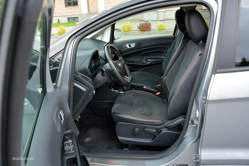 Ford EcoSport 19