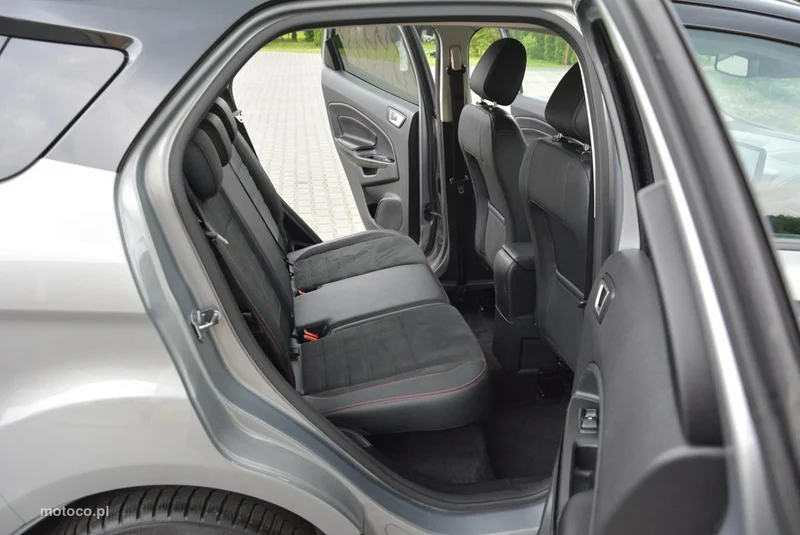 Ford EcoSport 16