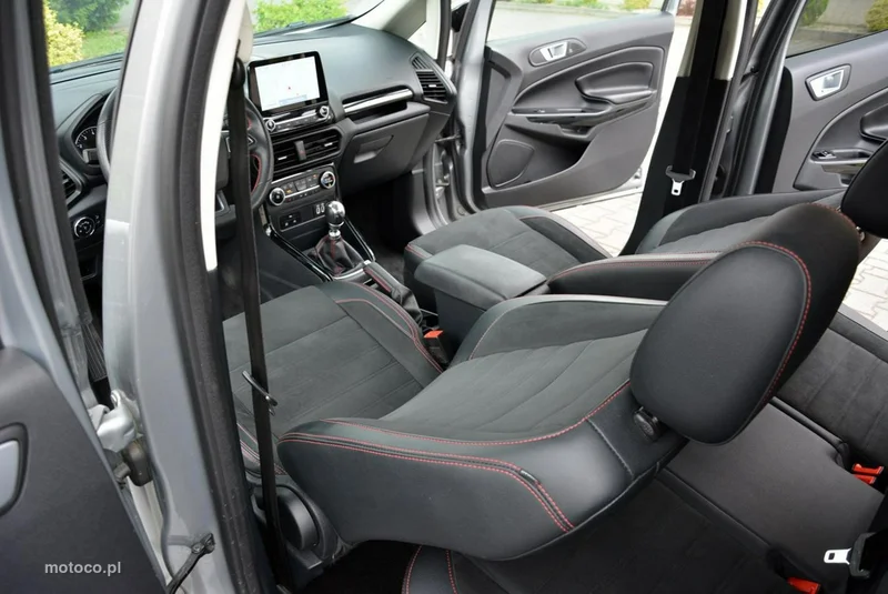 Ford EcoSport 22