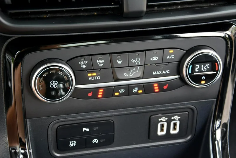 Ford EcoSport 26