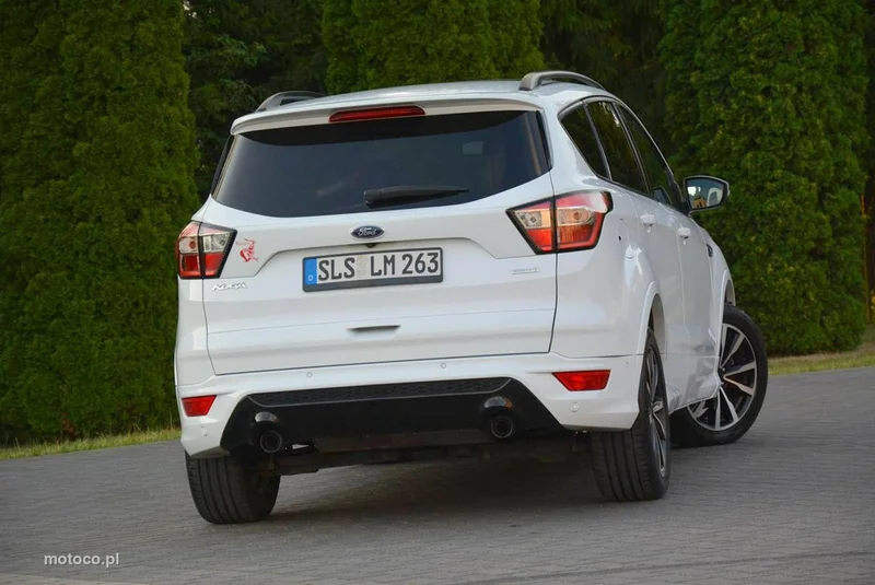 Ford Kuga II 13
