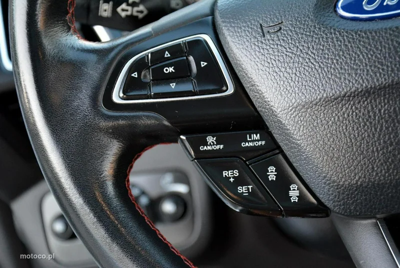 Ford Kuga II 23