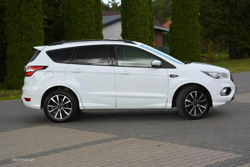 Ford Kuga II 11