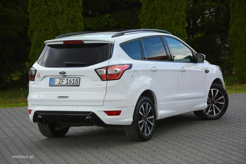 Ford Kuga II 13