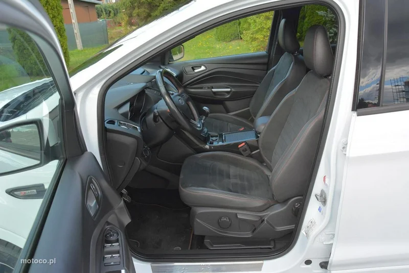 Ford Kuga II 21
