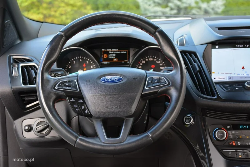 Ford Kuga II 24