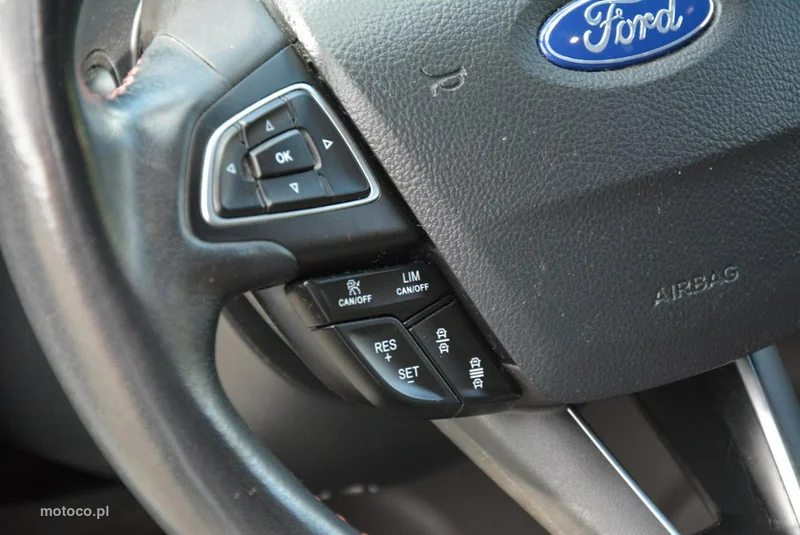 Ford Kuga II 25
