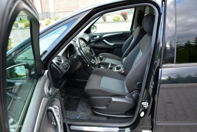 Ford S-Max I 20