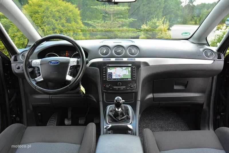 Ford S-Max I 22