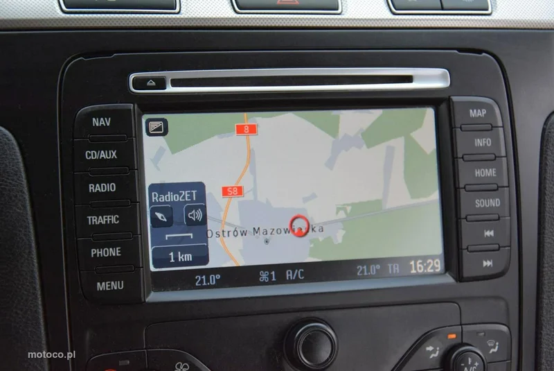 Ford S-Max I 23