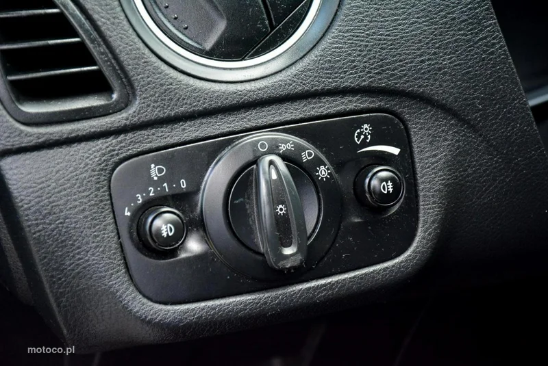 Ford S-Max I 29