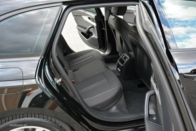 Audi A4 B9 14