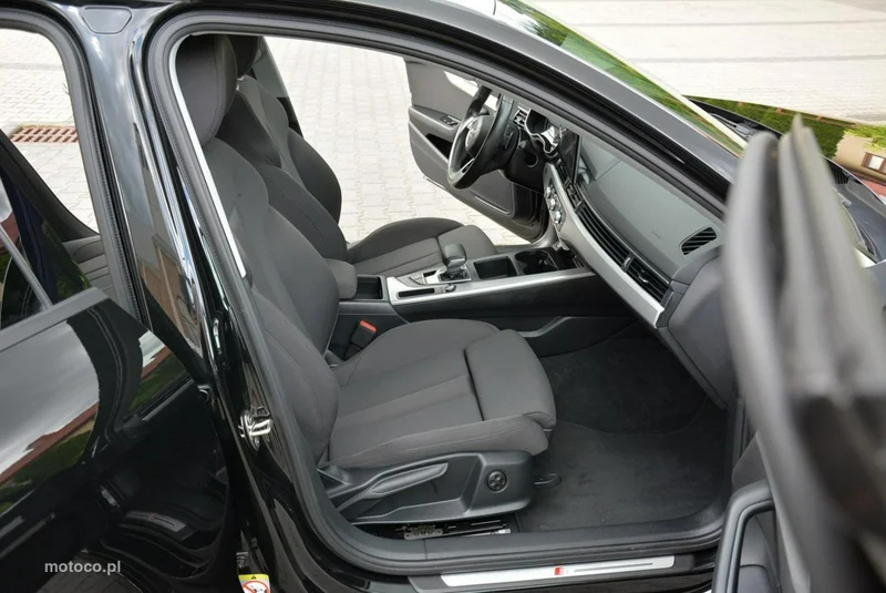 Audi A4 B9 15