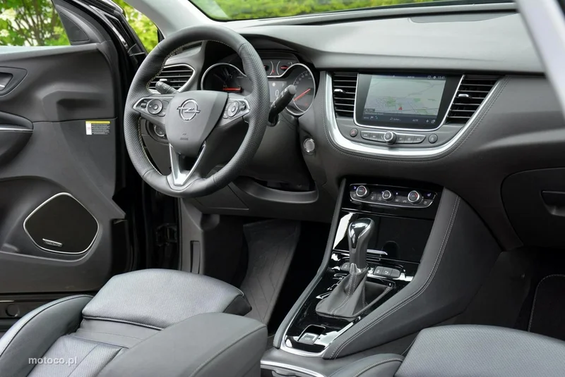 Opel Grandland X 19