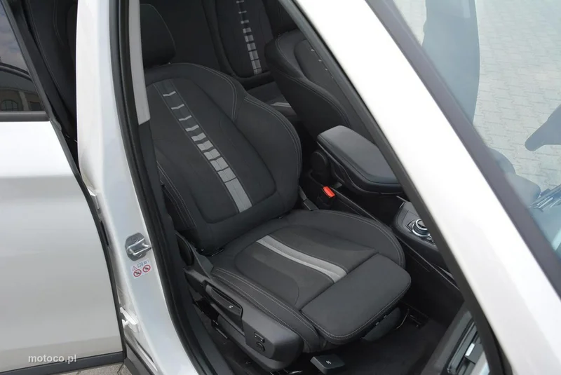 BMW X1 F48 17