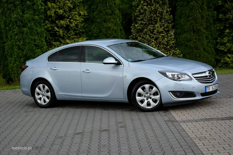 Opel Insignia A 3