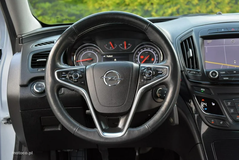 Opel Insignia A 22