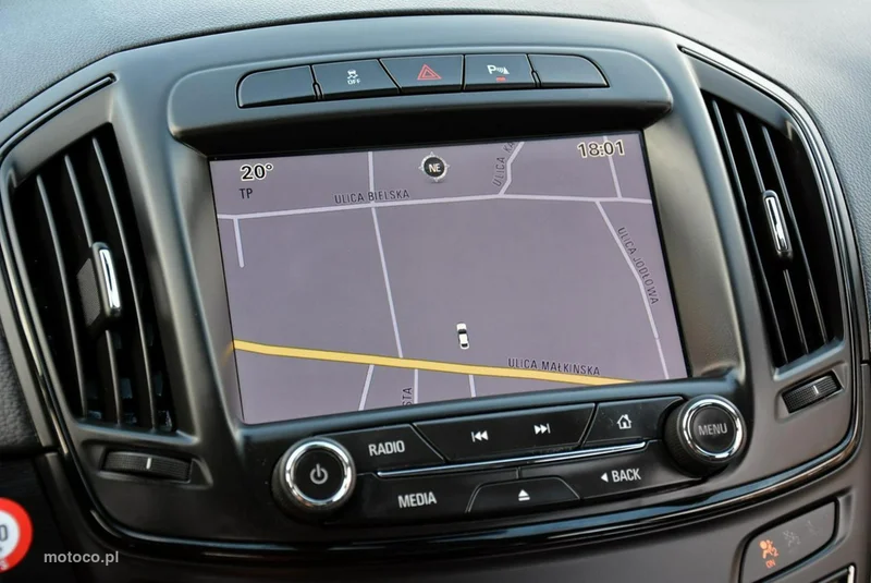 Opel Insignia A 25