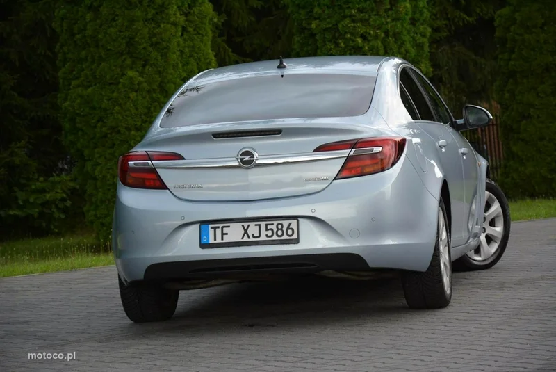 Opel Insignia A 6