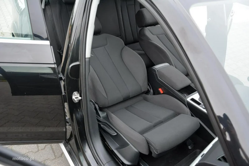 Audi A4 Allroad B9 16