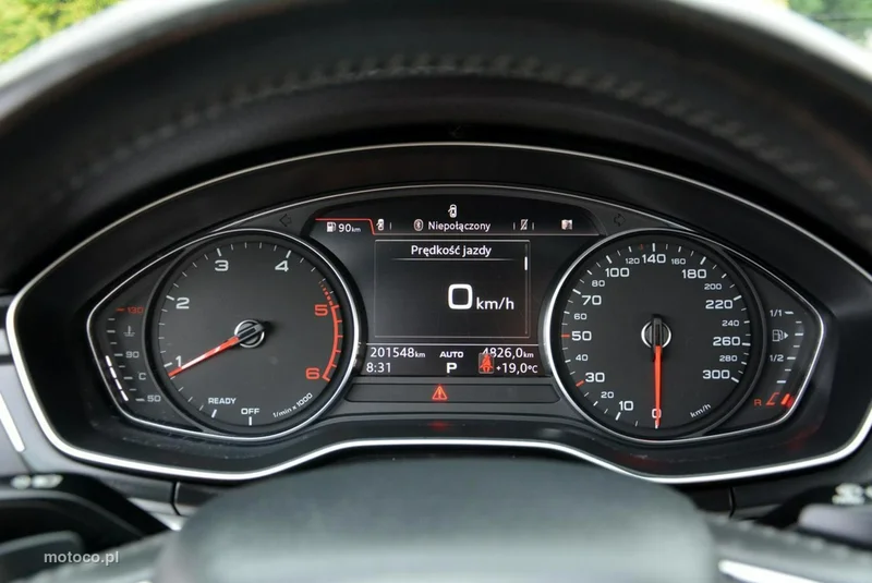 Audi A4 Allroad B9 23