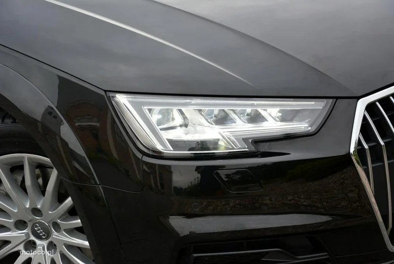 Audi A4 Allroad B9 7