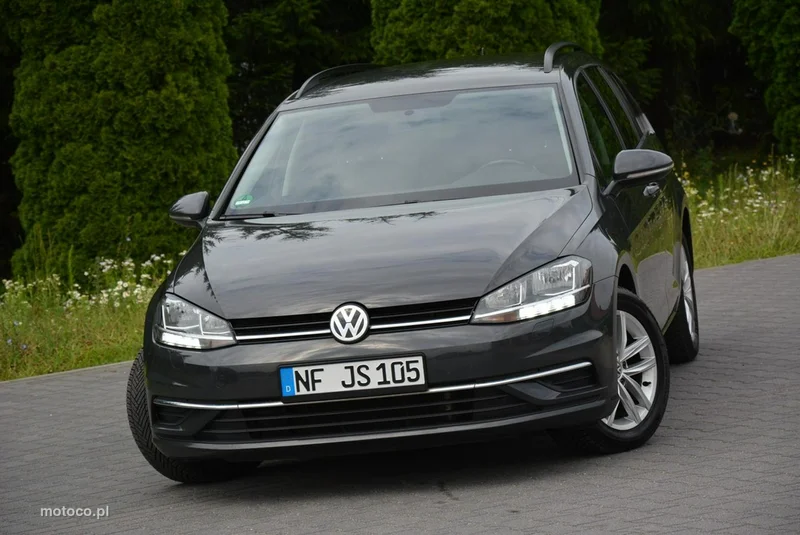 Volkswagen Golf Variant 2