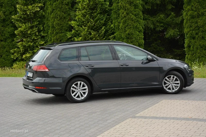 Volkswagen Golf Variant 12