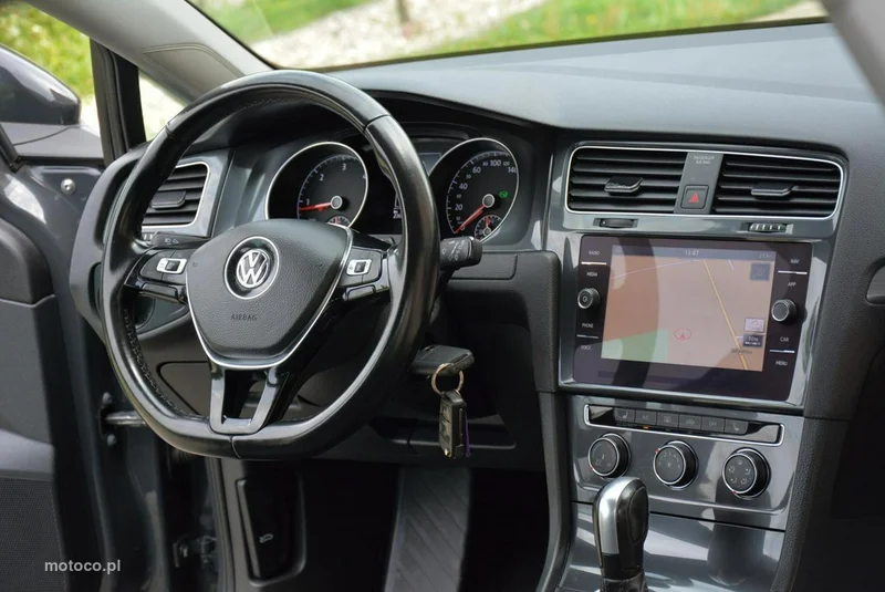 Volkswagen Golf Variant 18