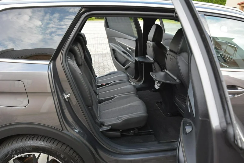 Peugeot 5008 15