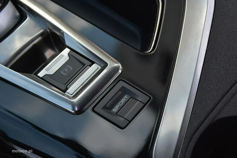 Peugeot 5008 33