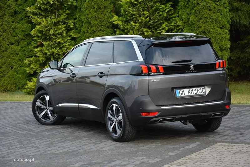 Peugeot 5008 6