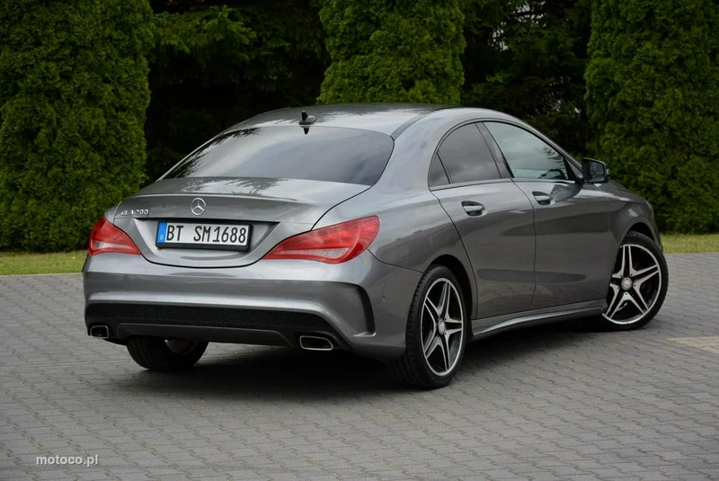 Mercedes-Benz CLA C117 CLA 200 12