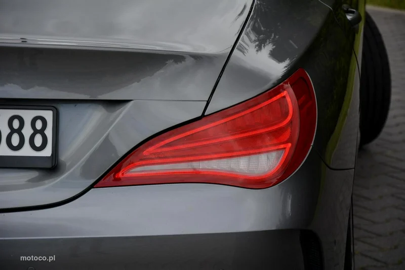 Mercedes-Benz CLA C117 CLA 200 14