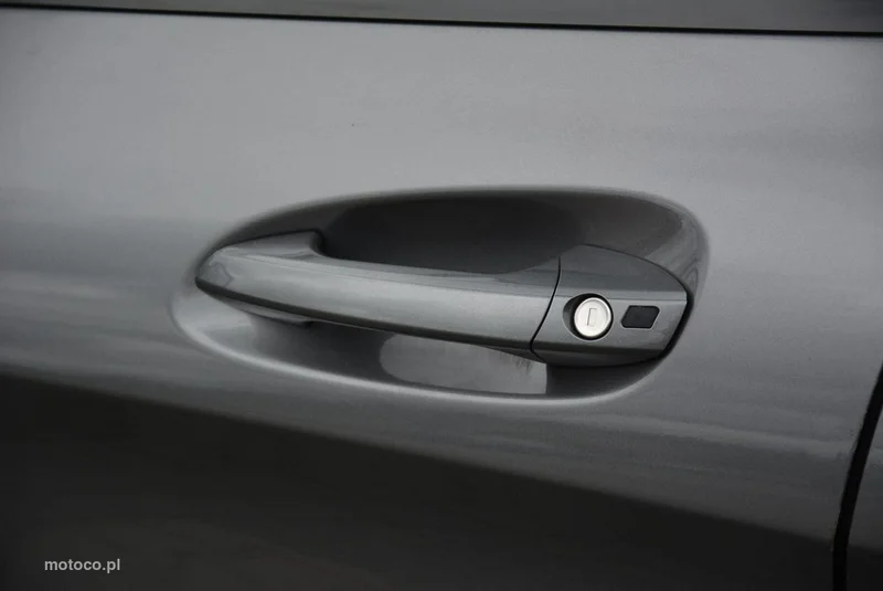 Mercedes-Benz CLA C117 CLA 200 15
