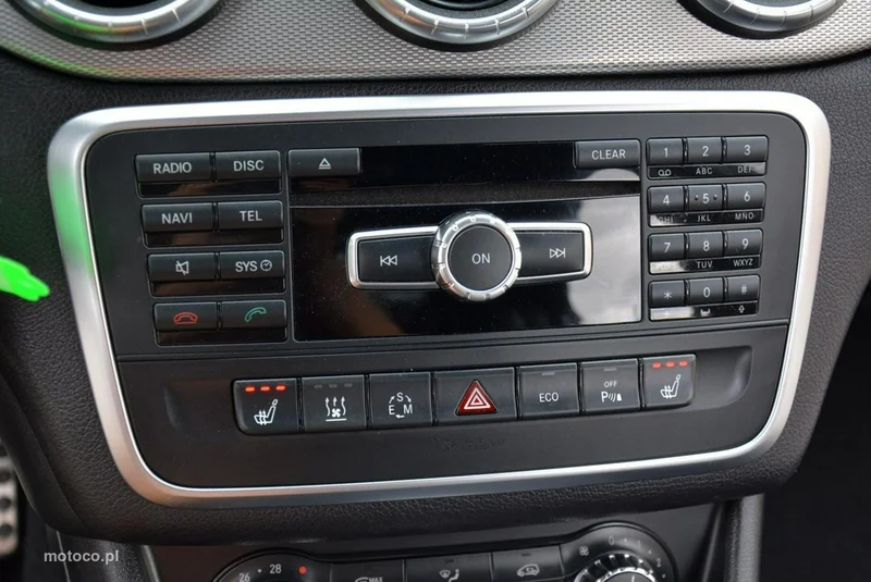 Mercedes-Benz CLA C117 CLA 200 31