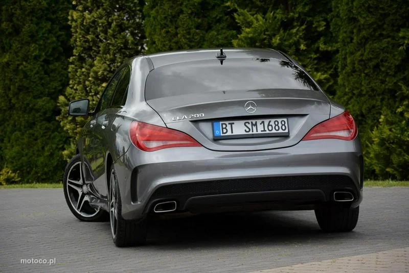 Mercedes-Benz CLA C117 CLA 200 6