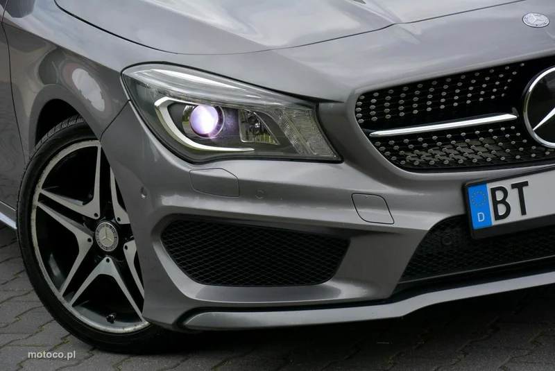 Mercedes-Benz CLA C117 CLA 200 7