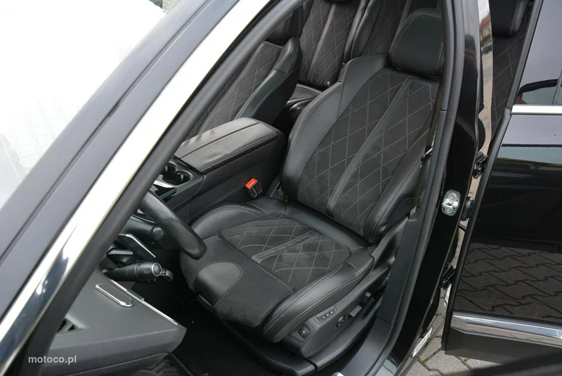 Peugeot 5008 23