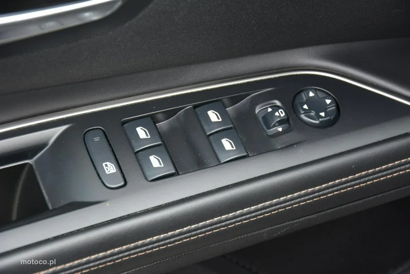 Peugeot 5008 35