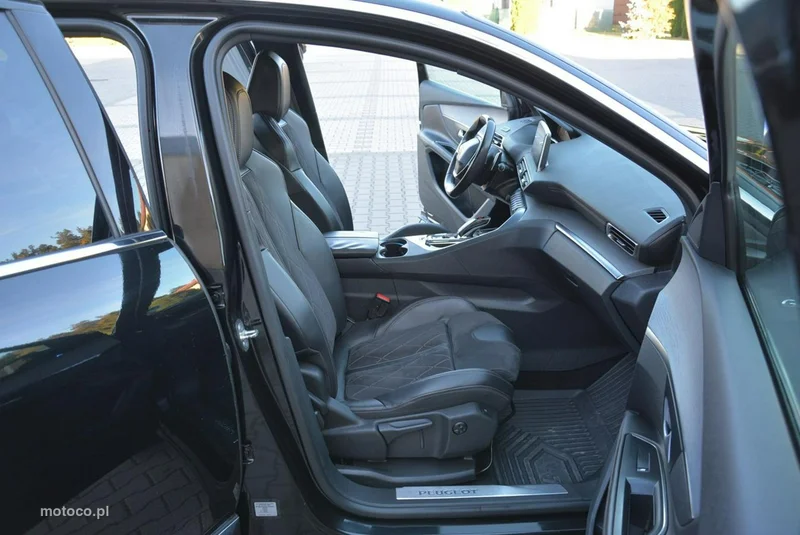 Peugeot 5008 17