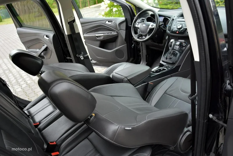 Ford Kuga II 19