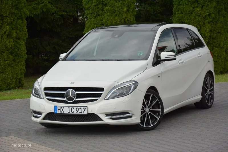 Mercedes-Benz Klasa B W246 B 180 2