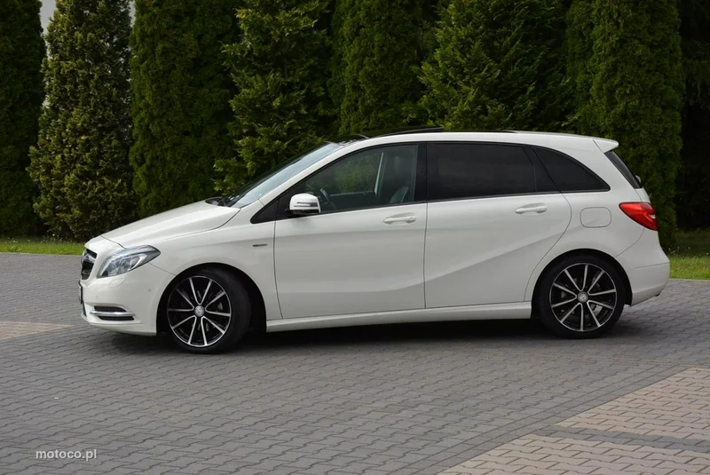 Mercedes-Benz Klasa B W246 B 180 4
