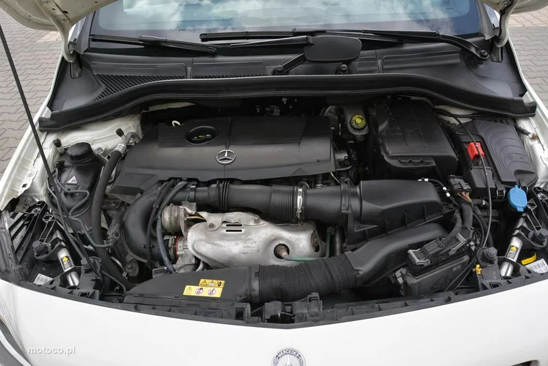 Mercedes-Benz Klasa B W246 B 180 39