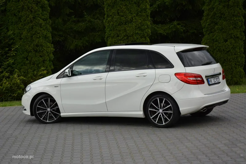 Mercedes-Benz Klasa B W246 B 180 5