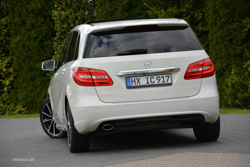 Mercedes-Benz Klasa B W246 B 180 7