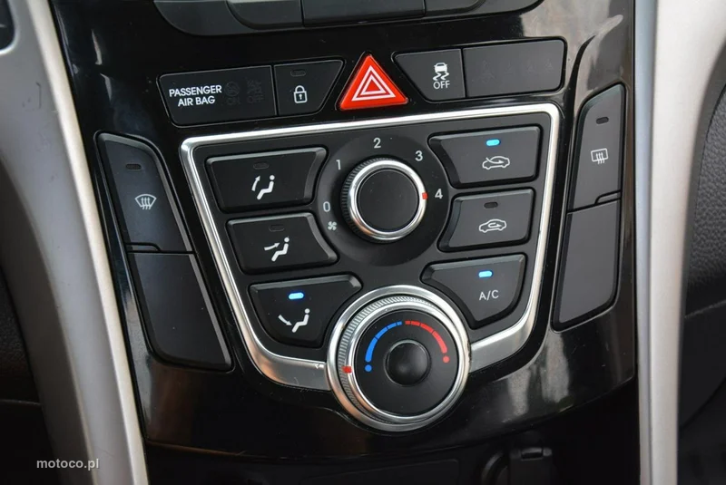 Hyundai i30 26