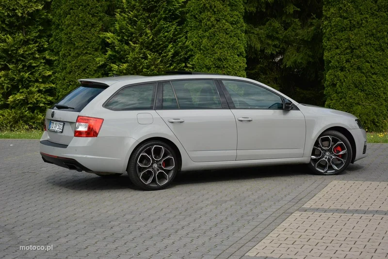 Skoda Octavia III 11