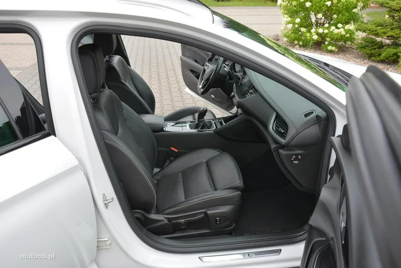 Opel Insignia Sports Tourer 16